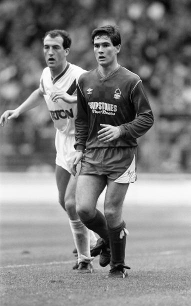 他仍然认为 他仍然认为