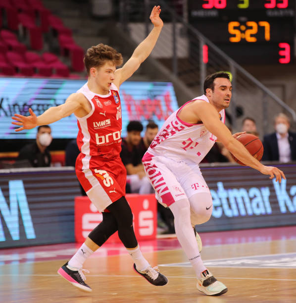 无论前方道 无论前方道